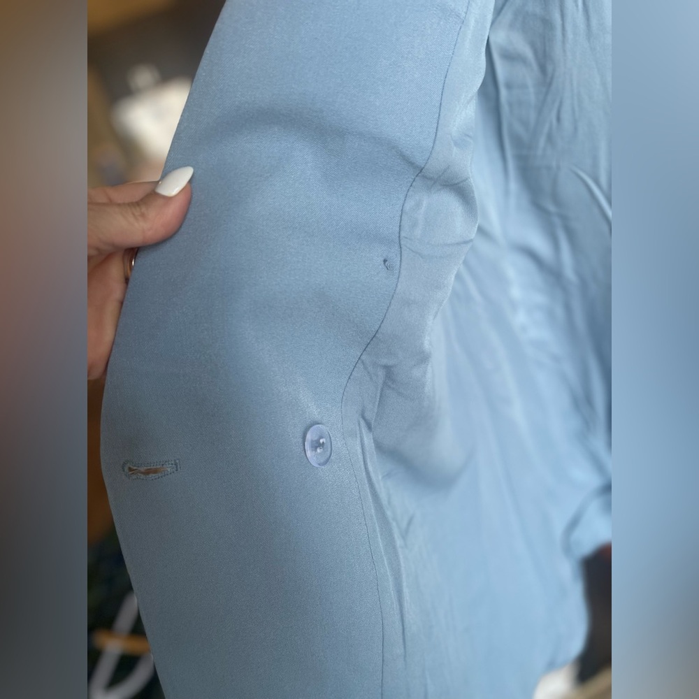 WeWoreWhat oversized double breasted lined blazer, button detail, shoulder pads - Picture 6 of 9